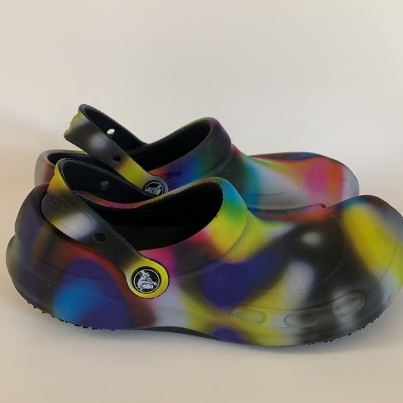 Crocs Women’s Size‎ 8 Multicolored Shoes - Picture 6 of 9